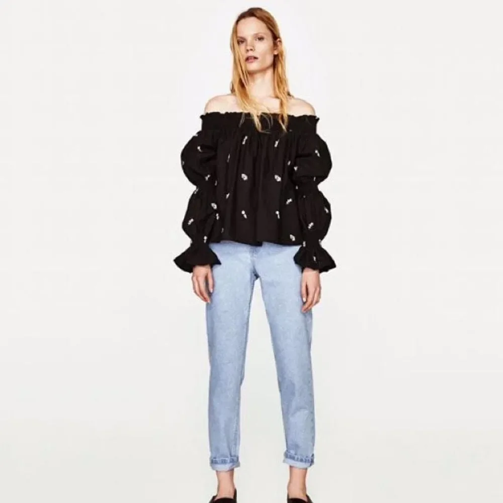 Zara Off Shoulder Embroidered Peasant Blouse Top Black Boho Romantic Size S